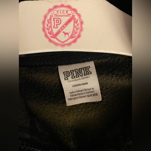 VICTORIA’S SECRET VS PINK 1/4 ZIP CREW SWEATER SWEATSHIRT CAMOUFLAGE CAMO HTF L - Picture 6 of 8